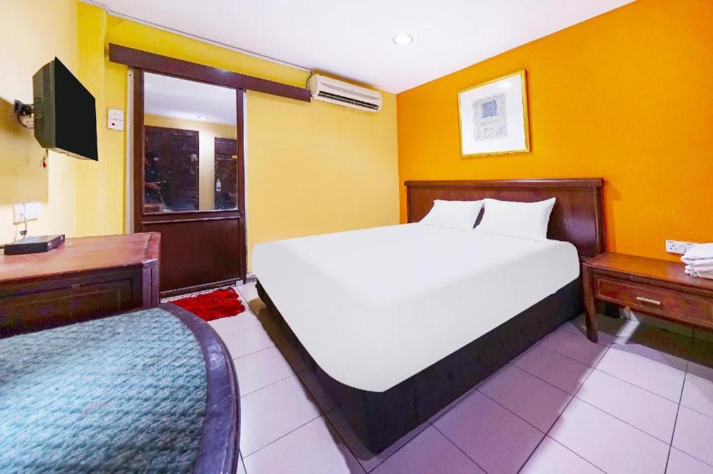 Oyo 90486 New Station Hotel Klang Dış mekan fotoğraf